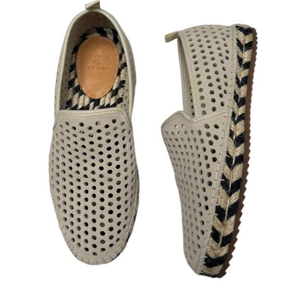 BILL BLASS LEATHER SLIP~ON ESPADRILLES ~ OFF~WHITE/BLACK HEMP TRIM ~ NEVER WORN